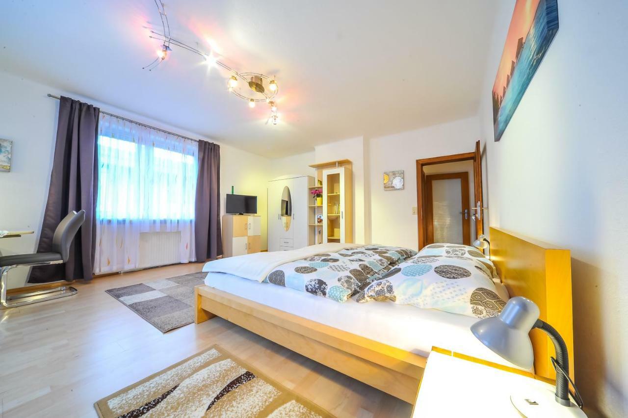 Privatzimmer Haus Erika Sankt Peter-Freienstein Exteriör bild
